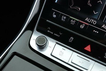 https://vehicle-cdn.autoleague.cloud/31025_61039209_30.jpg