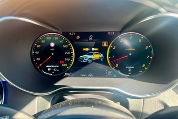 https://vehicle-cdn.autoleague.cloud/31025_61039260_6.jpg