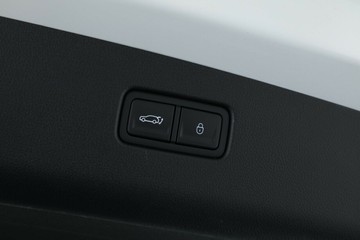 https://vehicle-cdn.autoleague.cloud/31025_61039295_17.jpg