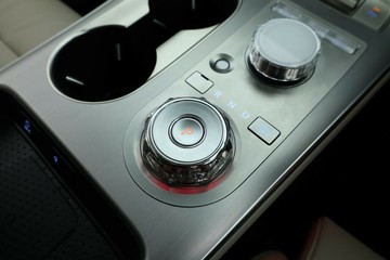 https://vehicle-cdn.autoleague.cloud/31025_61039295_30.jpg