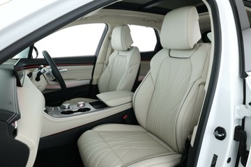 https://vehicle-cdn.autoleague.cloud/31025_61039295_34.jpg
