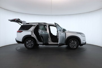 https://vehicle-cdn.autoleague.cloud/31025_61039432_2.jpg