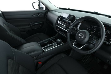 https://vehicle-cdn.autoleague.cloud/31025_61039432_21.jpg