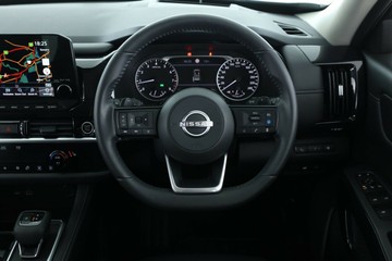 https://vehicle-cdn.autoleague.cloud/31025_61039432_22.jpg