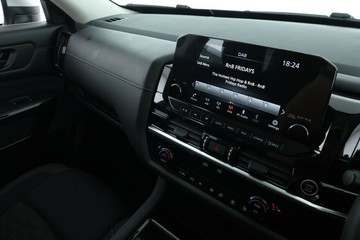 https://vehicle-cdn.autoleague.cloud/31025_61039432_24.jpg