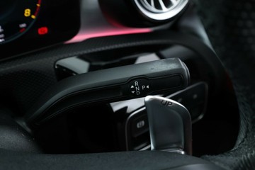 https://vehicle-cdn.autoleague.cloud/31025_61039512_22.jpg