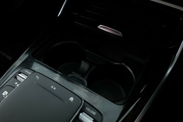 https://vehicle-cdn.autoleague.cloud/31025_61039512_27.jpg