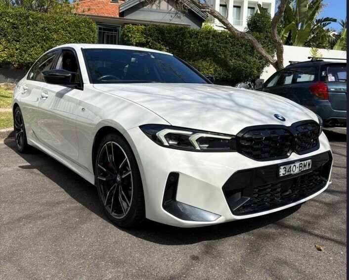 BMW 3 Series image 2