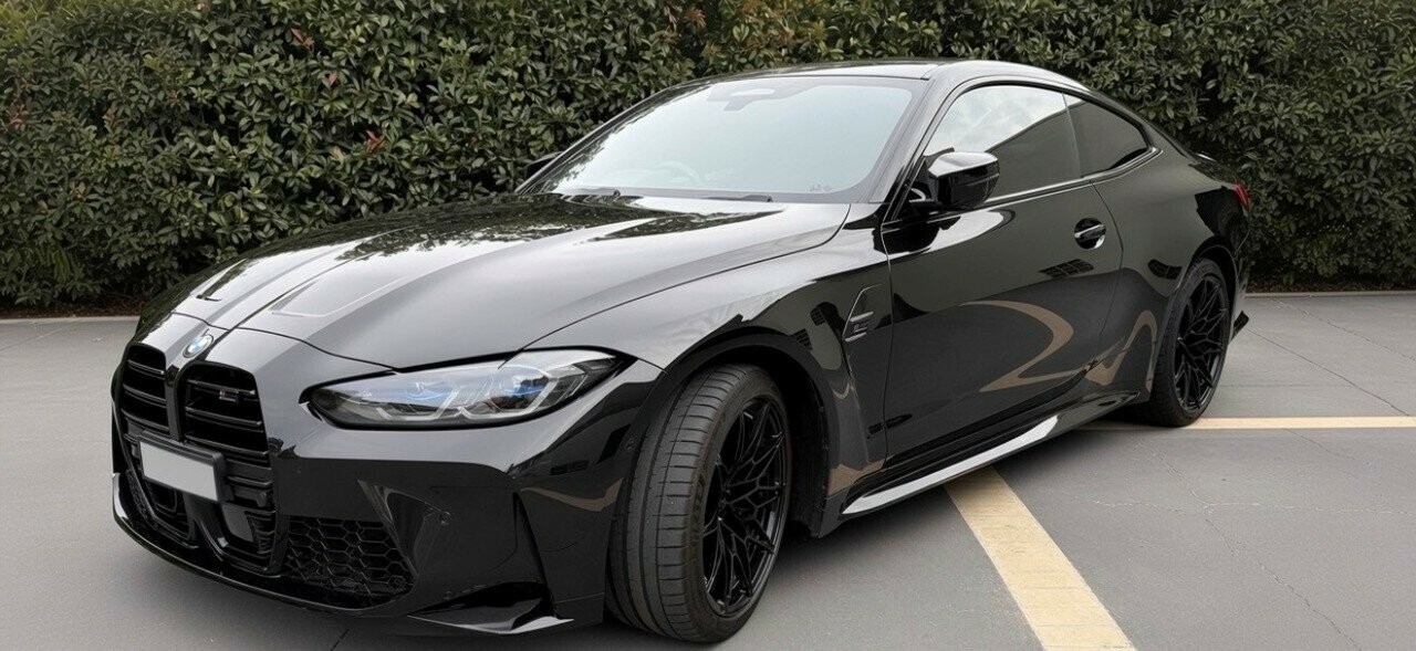 BMW M4 image 4