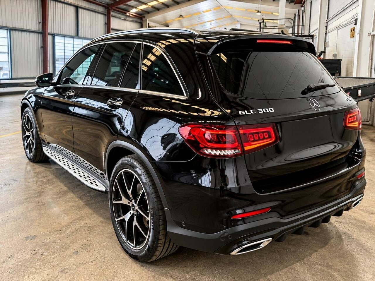 Mercedes Benz Glc-class image 2