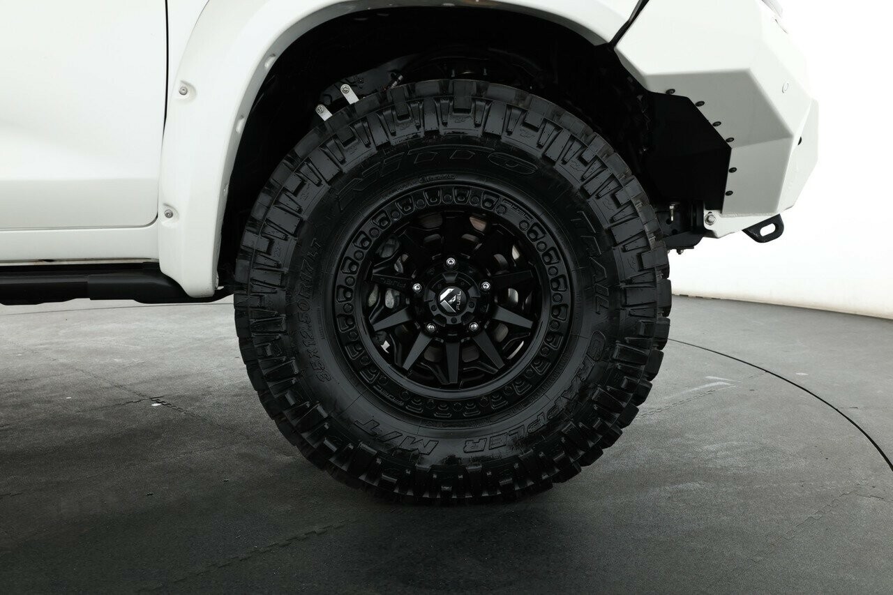 Toyota Landcruiser image 4