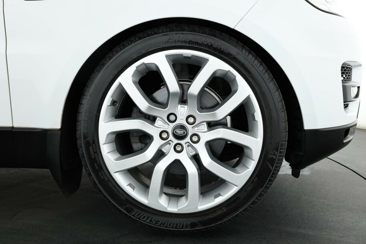Land Rover Range Rover Sport image 4