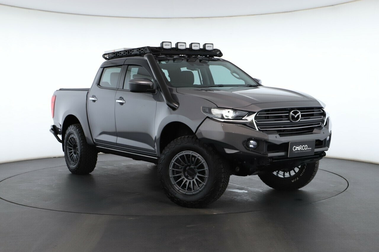 Mazda Bt-50 image 1