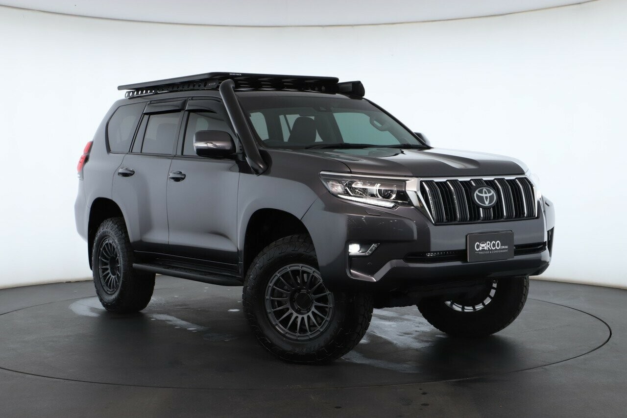 Toyota Landcruiser Prado image 1