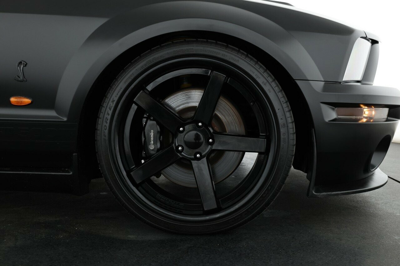 Ford Mustang image 4
