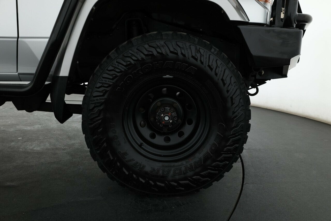 Toyota Landcruiser image 4