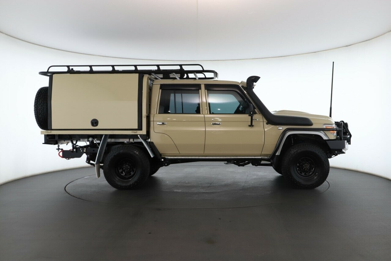 Toyota Landcruiser image 3