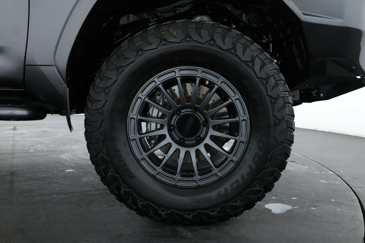 Toyota Landcruiser image 4