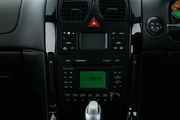 https://vehicle-cdn.autoleague.cloud/31026_61037193_25.jpg
