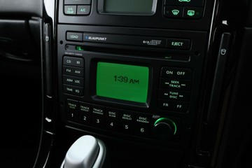 https://vehicle-cdn.autoleague.cloud/31026_61037193_27.jpg