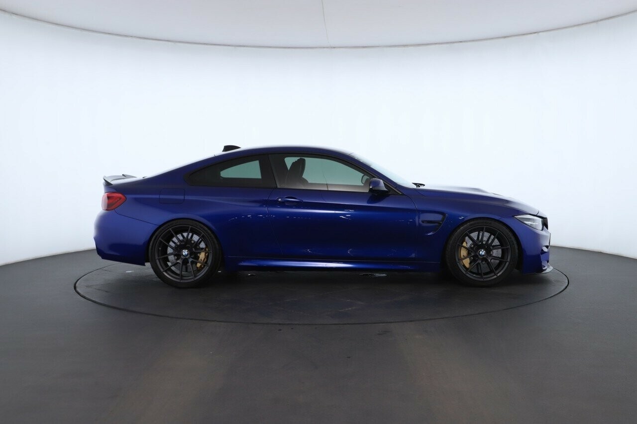 BMW M4 image 3