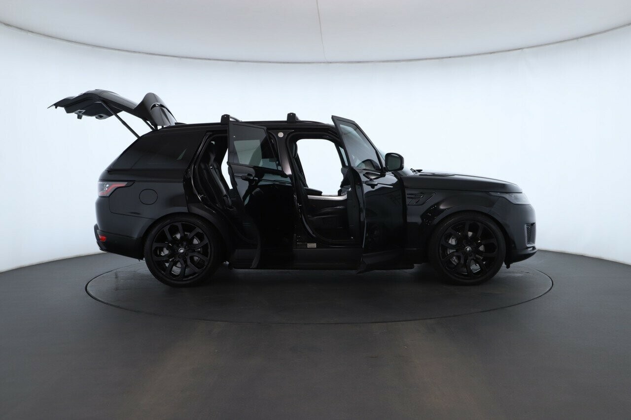 Land Rover Range Rover Sport image 2