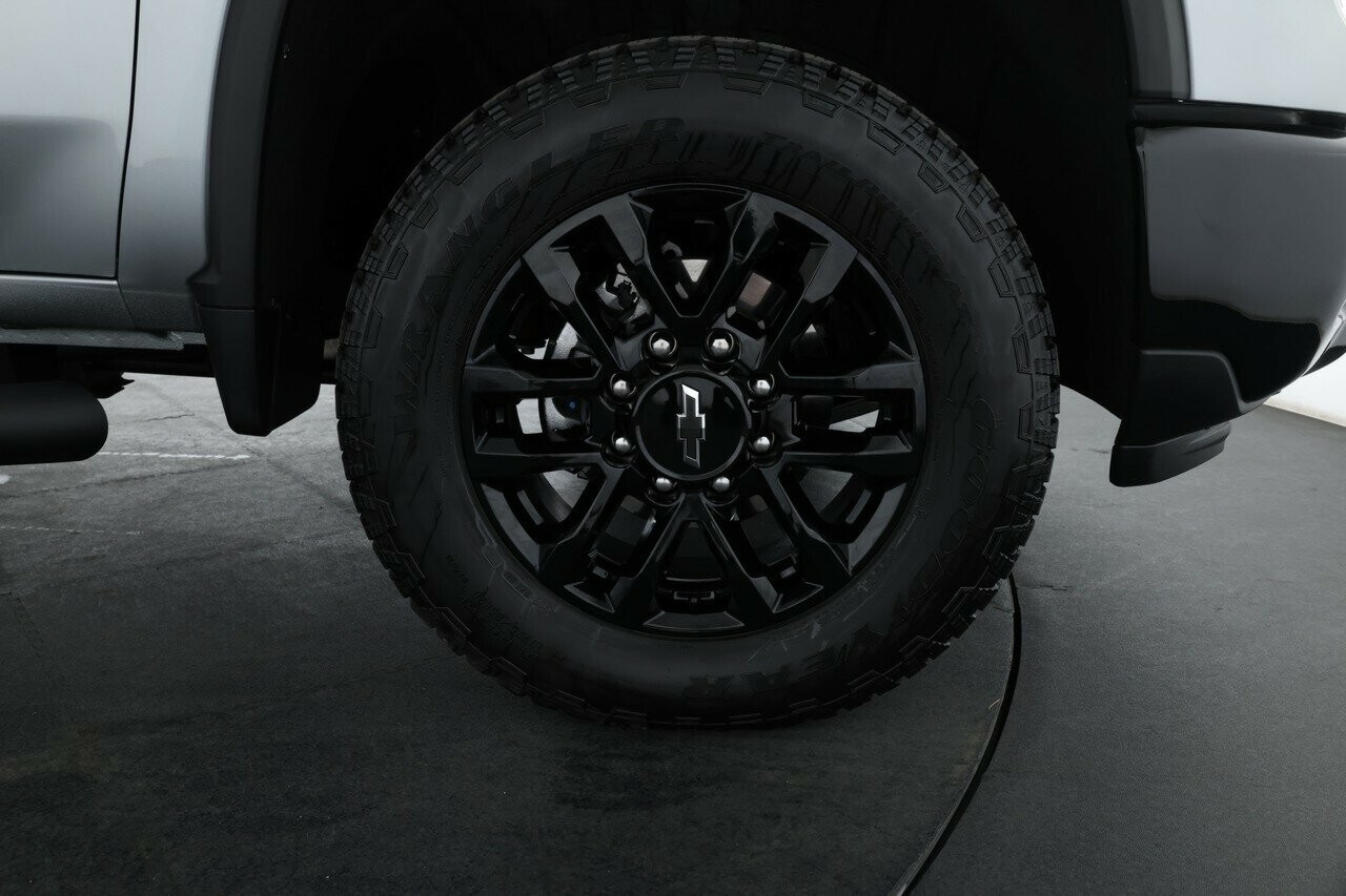 Chevrolet Silverado Hd image 2