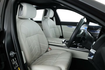 https://vehicle-cdn.autoleague.cloud/31026_61037851_20.jpg