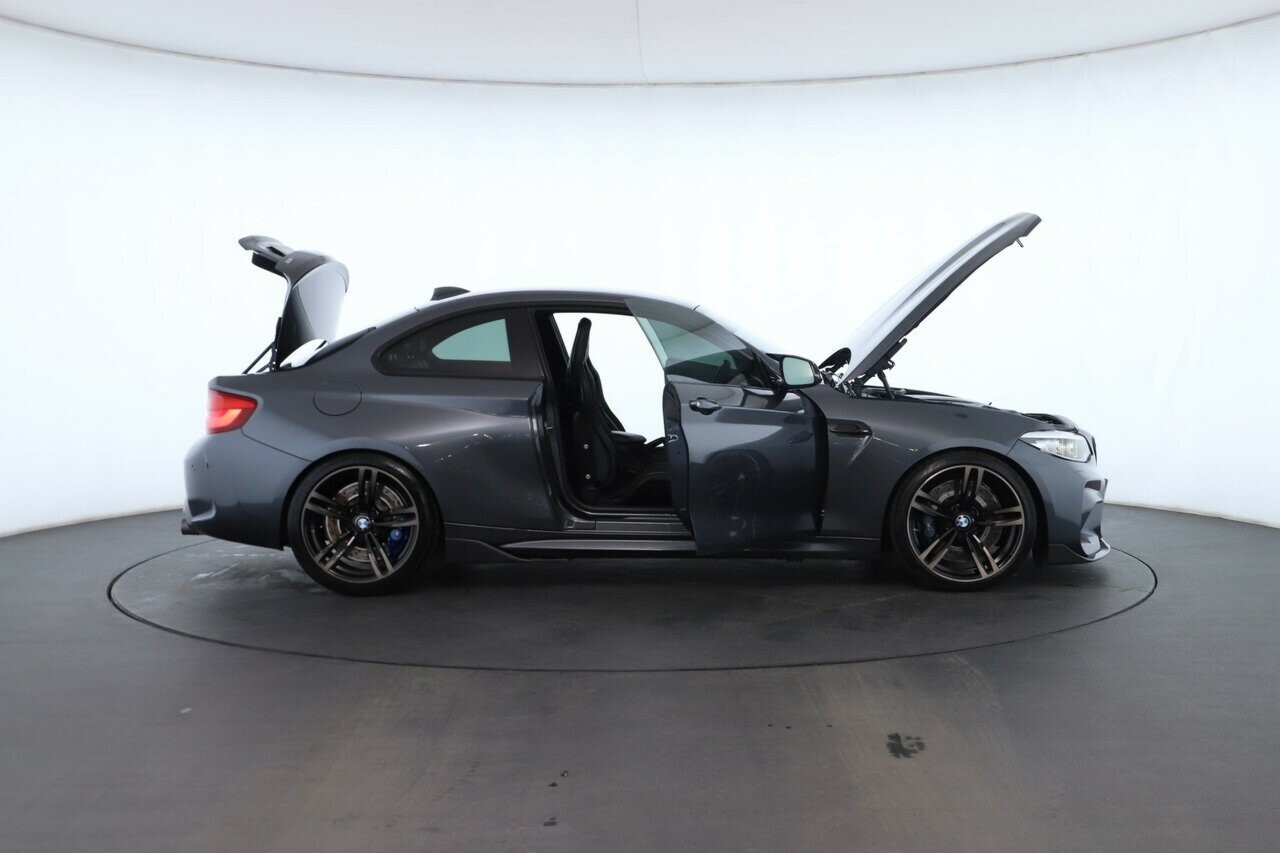 BMW M2 image 2