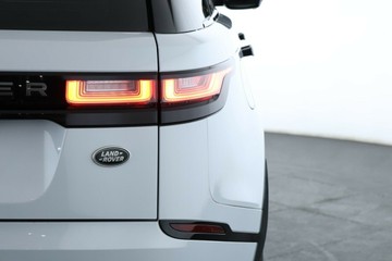 https://vehicle-cdn.autoleague.cloud/31026_61038203_16.jpg