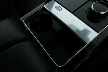 https://vehicle-cdn.autoleague.cloud/31026_61038203_27.jpg