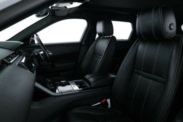 https://vehicle-cdn.autoleague.cloud/31026_61038203_29.jpg