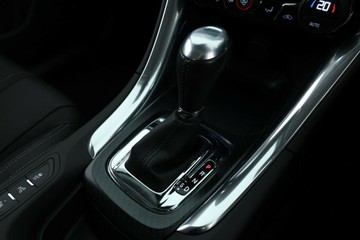 https://vehicle-cdn.autoleague.cloud/31026_61038549_27.jpg