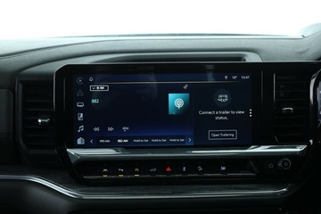 https://vehicle-cdn.autoleague.cloud/31026_61038602_24.jpg
