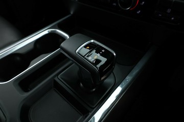 https://vehicle-cdn.autoleague.cloud/31026_61038602_28.jpg