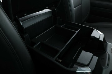 https://vehicle-cdn.autoleague.cloud/31026_61038602_30.jpg