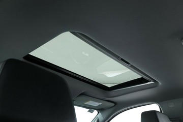 https://vehicle-cdn.autoleague.cloud/31026_61038602_34.jpg