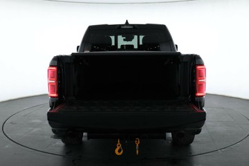 https://vehicle-cdn.autoleague.cloud/31026_61038697_16.jpg