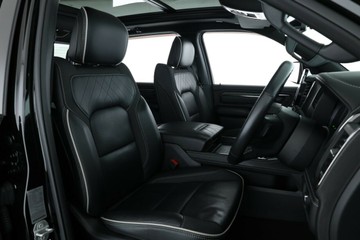 https://vehicle-cdn.autoleague.cloud/31026_61038697_20.jpg