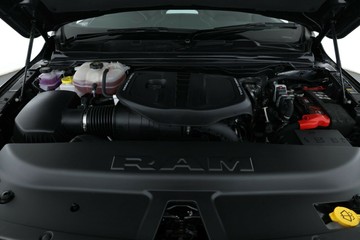 https://vehicle-cdn.autoleague.cloud/31026_61038697_7.jpg