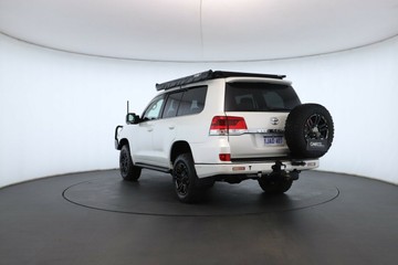 https://vehicle-cdn.autoleague.cloud/31026_61038953_13.jpg