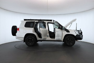 https://vehicle-cdn.autoleague.cloud/31026_61038953_2.jpg