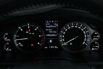 https://vehicle-cdn.autoleague.cloud/31026_61038953_21.jpg