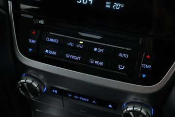 https://vehicle-cdn.autoleague.cloud/31026_61038953_26.jpg