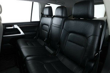 https://vehicle-cdn.autoleague.cloud/31026_61038953_33.jpg