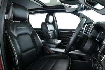 https://vehicle-cdn.autoleague.cloud/31026_61039034_18.jpg