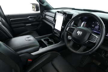 https://vehicle-cdn.autoleague.cloud/31026_61039034_19.jpg