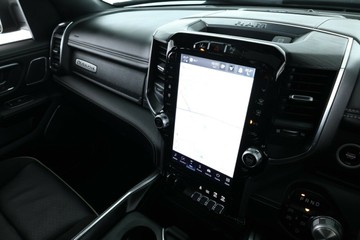 https://vehicle-cdn.autoleague.cloud/31026_61039034_22.jpg
