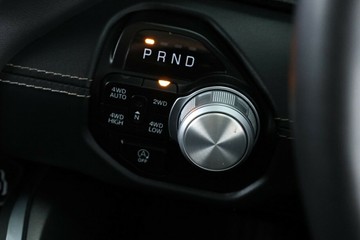 https://vehicle-cdn.autoleague.cloud/31026_61039034_27.jpg