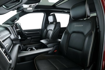 https://vehicle-cdn.autoleague.cloud/31026_61039034_32.jpg